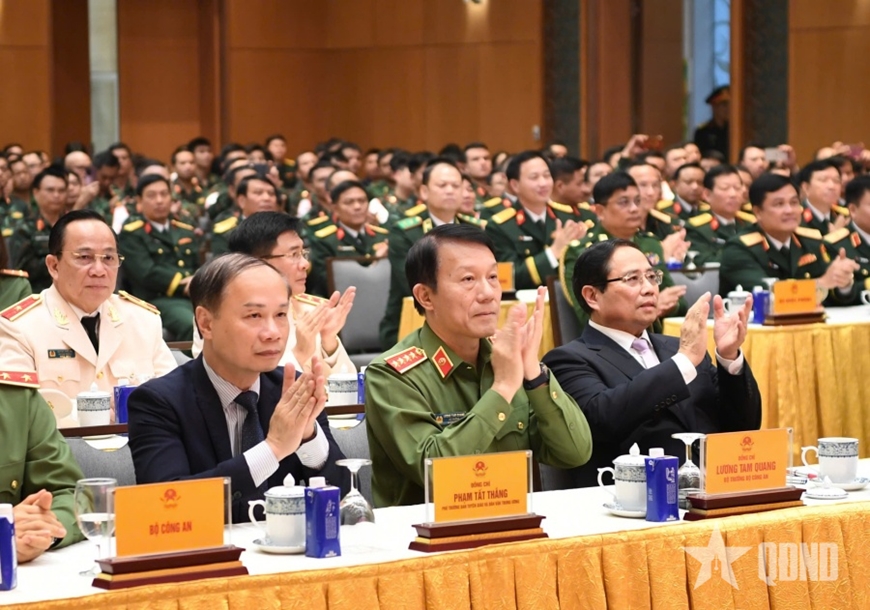 /UploadStore/admin/250409 Tuyen duong luc luong cuu tro dong dat/04.jpg